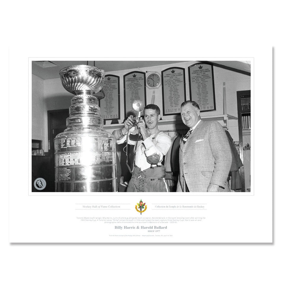 Legends of Hockey Toronto Maple Leafs Memorabilia - 1977 Billy Harris Black & White Classic - 12" x 16" Print