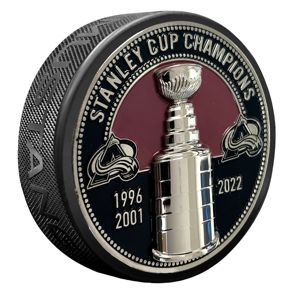 Colorado Avalanche Puck - Ultra 3D Stanley Cup Medallion